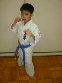 ���c����