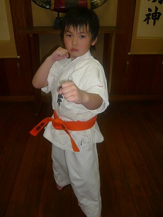 �����@����