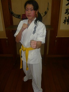 ���@���q