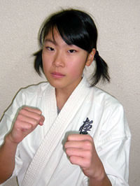 ���@���q