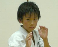 �����@����