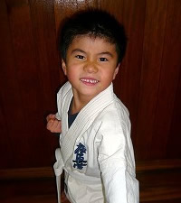 �����@��