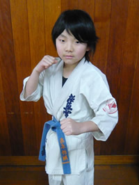 ���؁@�A��