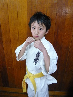 �����@����