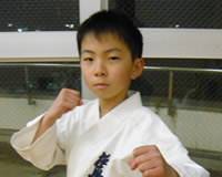 �����@��