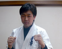 �؉��@���.