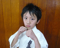 �����@����